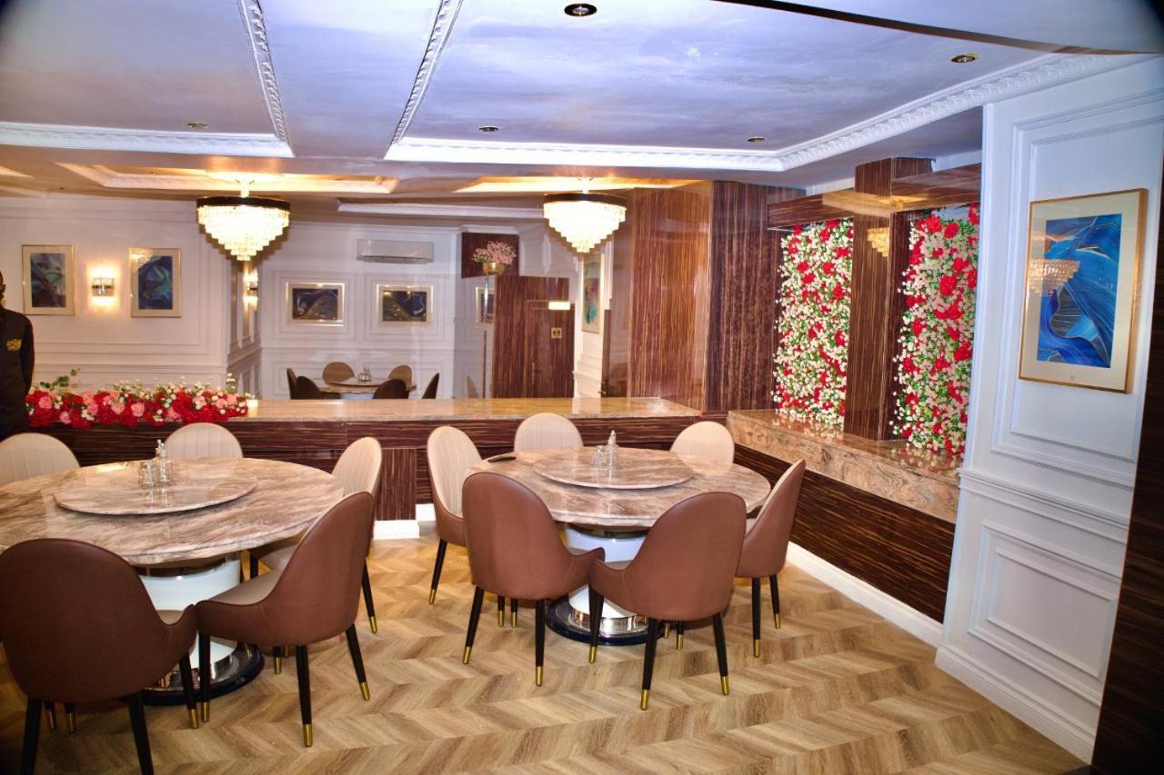 No.1 Hotel Abuja Exteriör bild