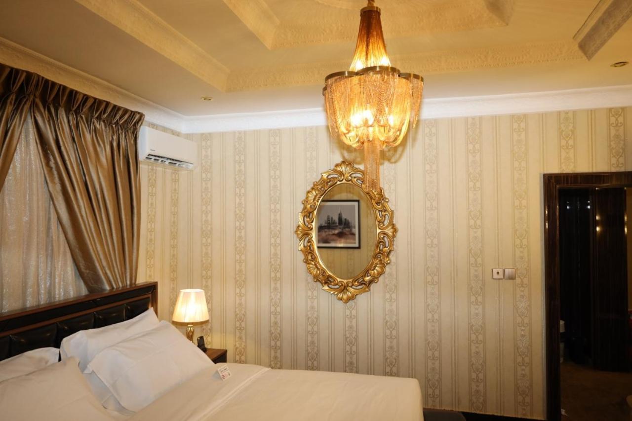 No.1 Hotel Abuja Exteriör bild