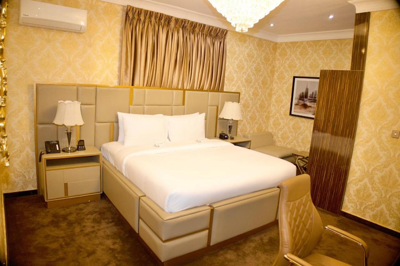No.1 Hotel Abuja Exteriör bild